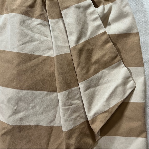 WORTHINGTON Pleated Detail Skirt | 14 - Picture 3 of 5